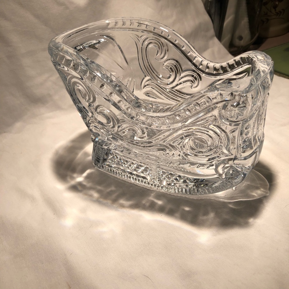 American Crystal Collection ‘Holiday Sleigh’ 24% Full Lead Crystal 7”